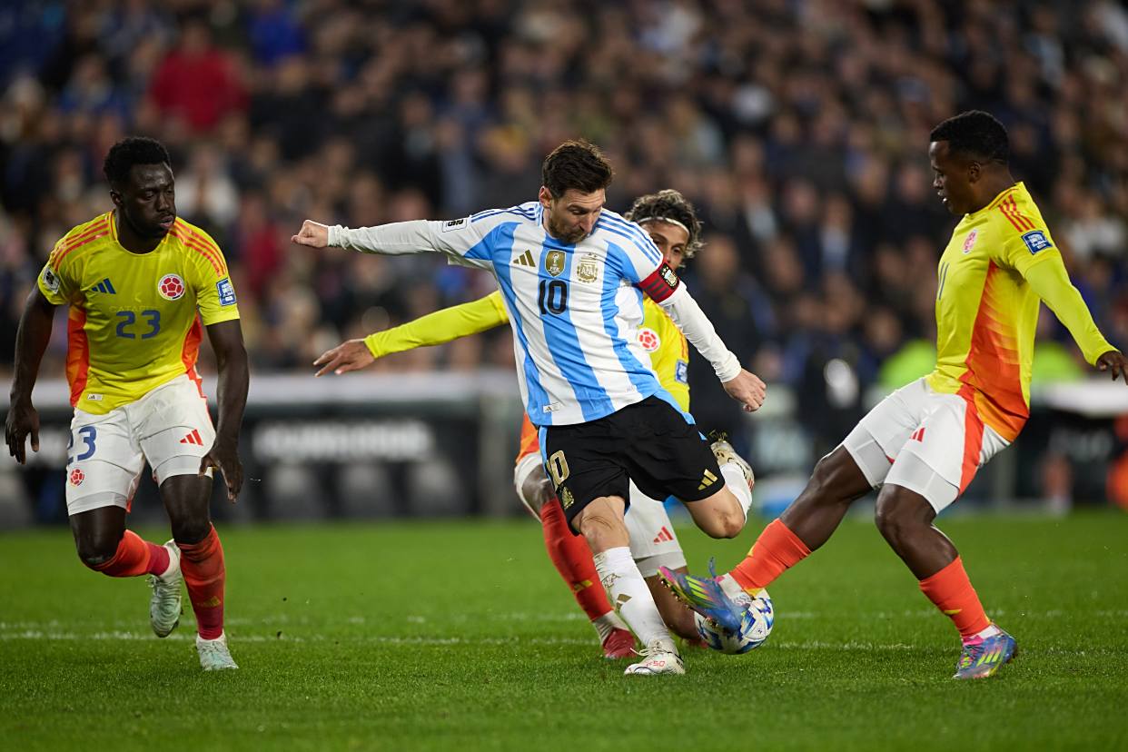 雷火电竞官网-世界杯预选赛激烈对决现场直击