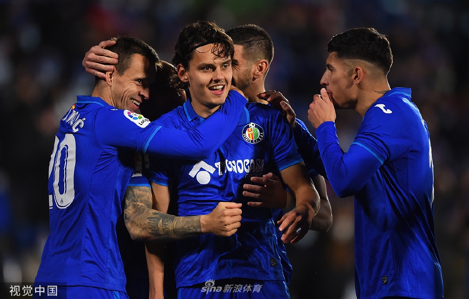 关于赫塔菲主场战平对手，球迷为表现点赞的信息