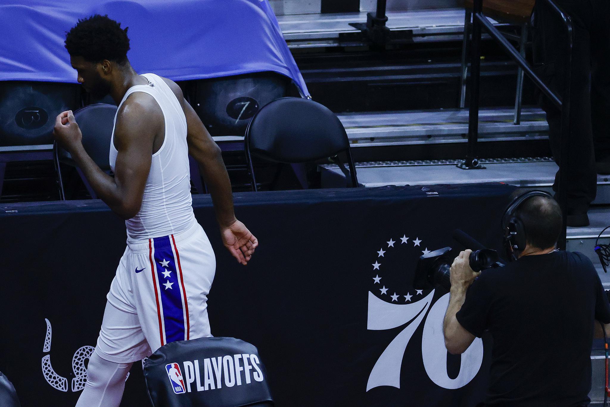 山东队逆转太阳，恩比德高光表现的简单介绍