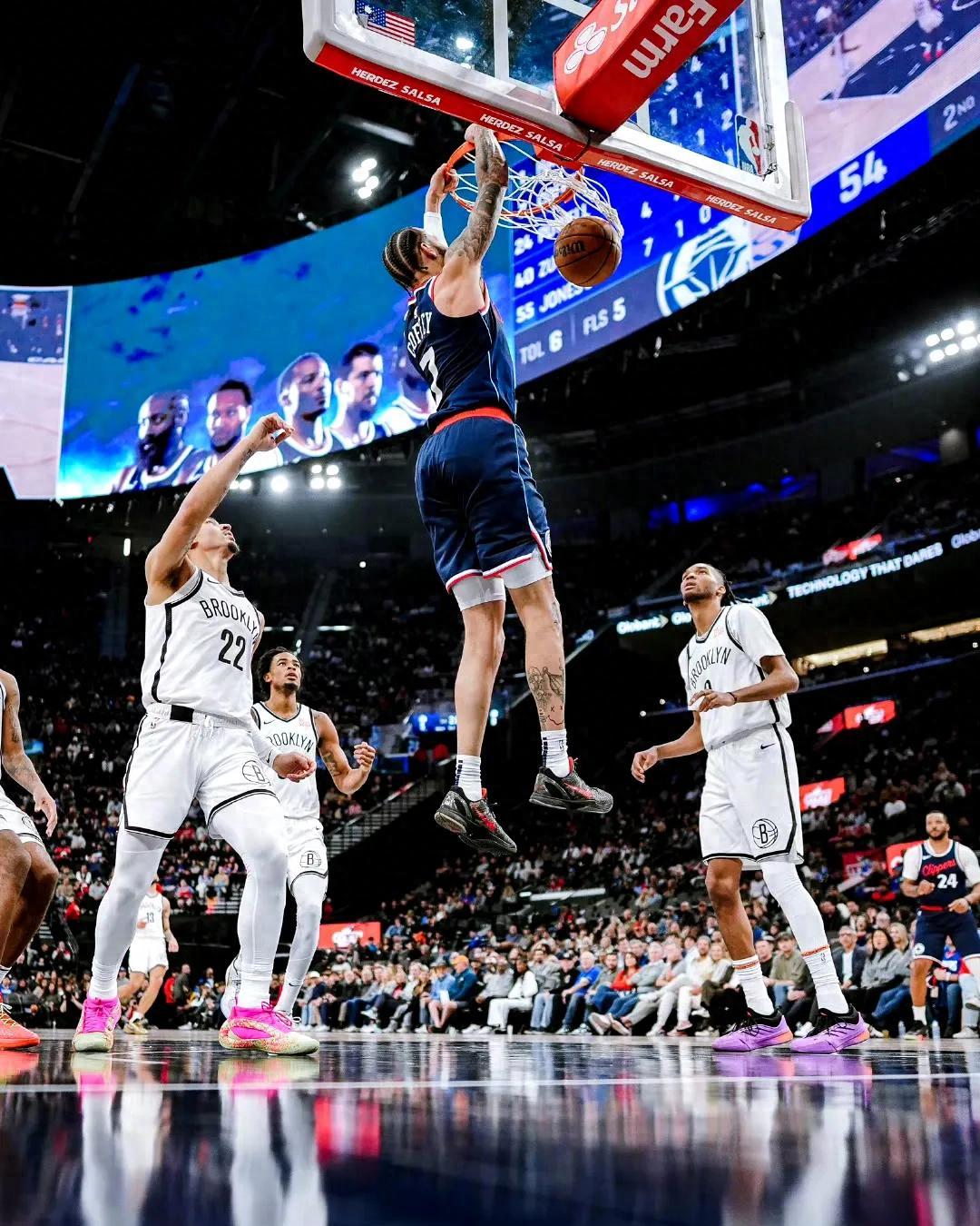 雷火电竞简介-四川队横扫快船，哈登刷新纪录