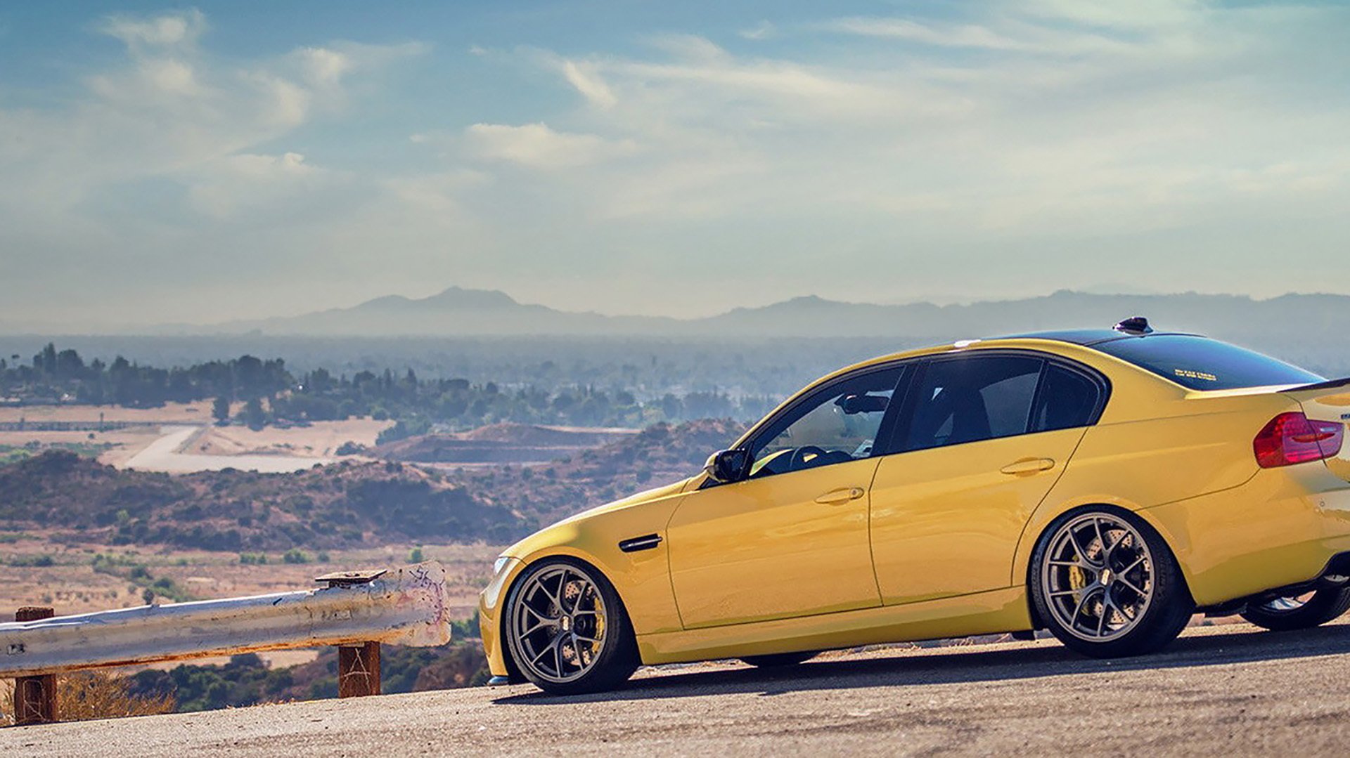 萨拉赫的关键一击,厄瓜多尔踏平喀麦隆之战