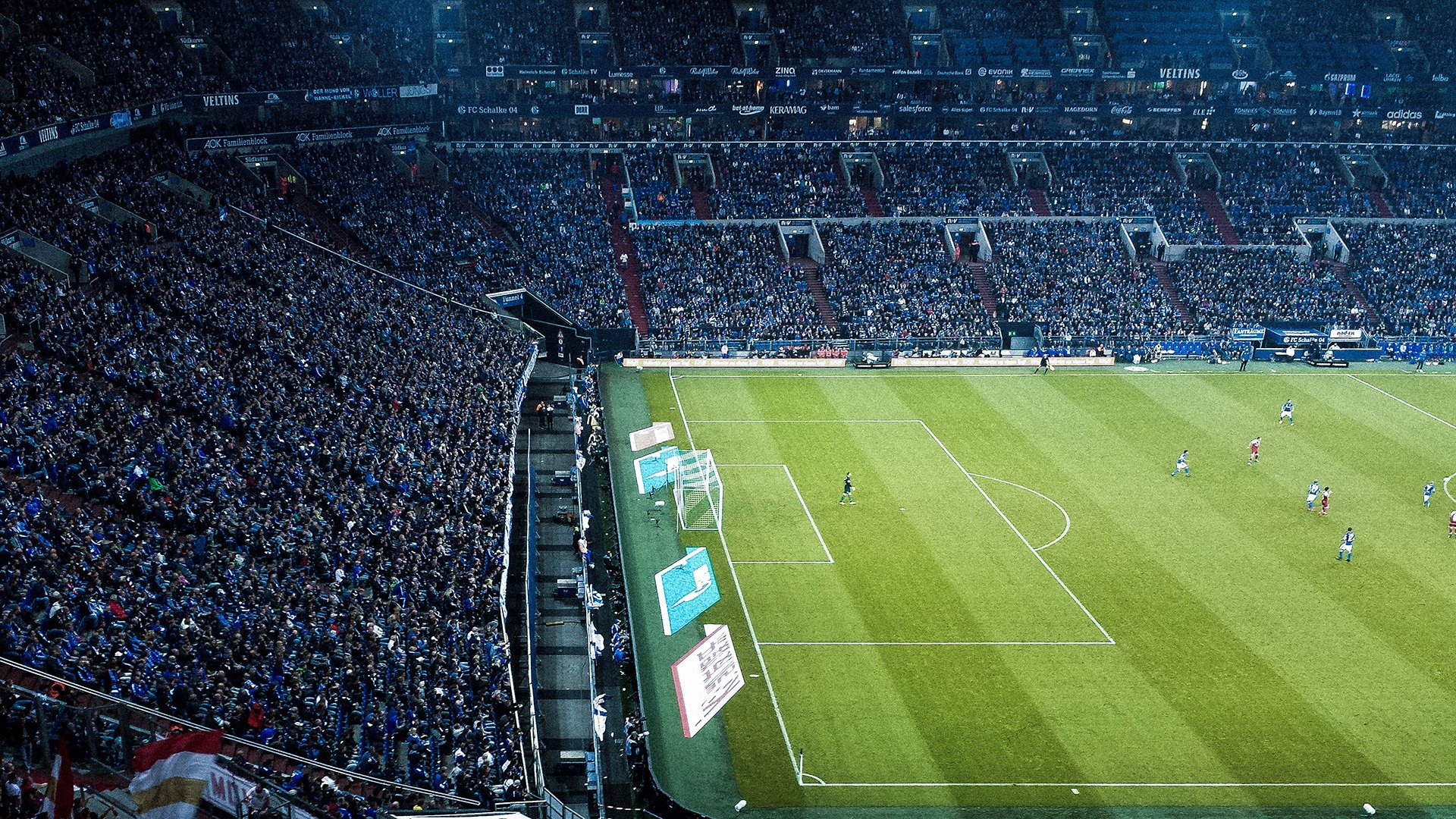 跨越国界的终场哨，当瑞士铁壁遇上哥伦比亚烈焰，内马尔成为唯一变量