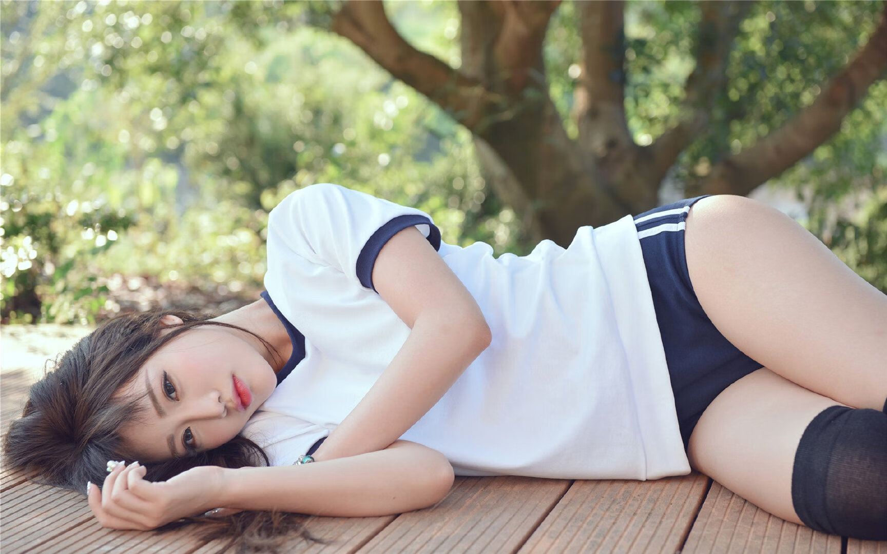 雷火电竞合作-金色冲击波，国王队季后赛首战的连续得分艺术